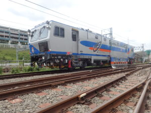 保線基地で留置中のマルチプルタイタンパ―